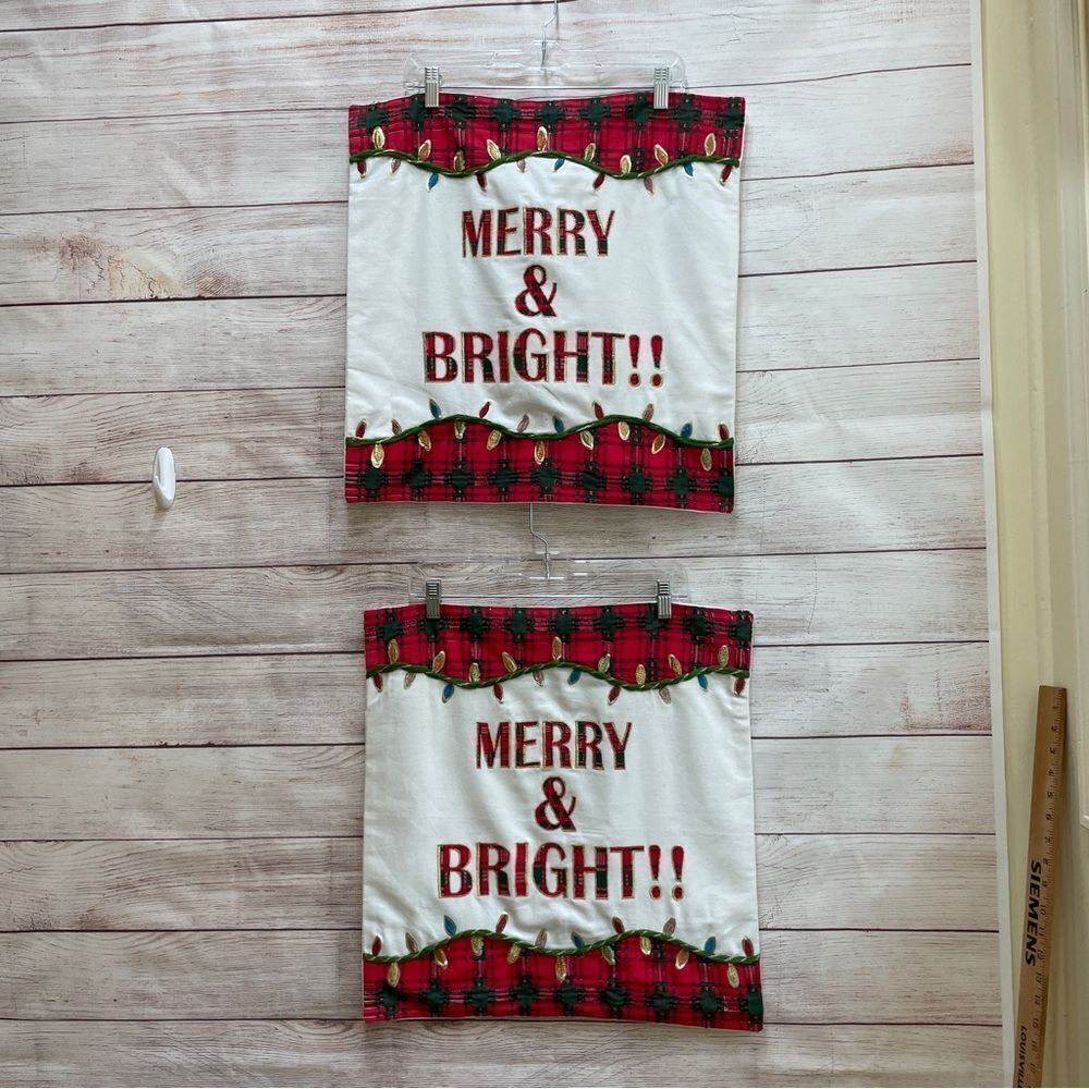 NEW WITH TAGS TWO RIZZY HOME MERRY AND BRIGHT‎ CHRISTMAS PILLOW COVERS